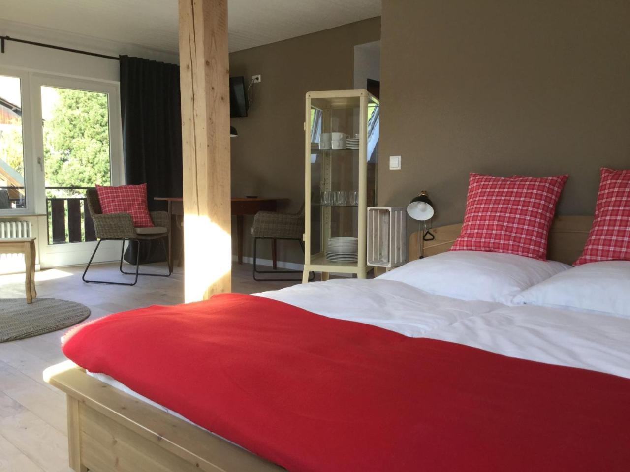 Erikas Haus Lägenhet Münstertal Exteriör bild