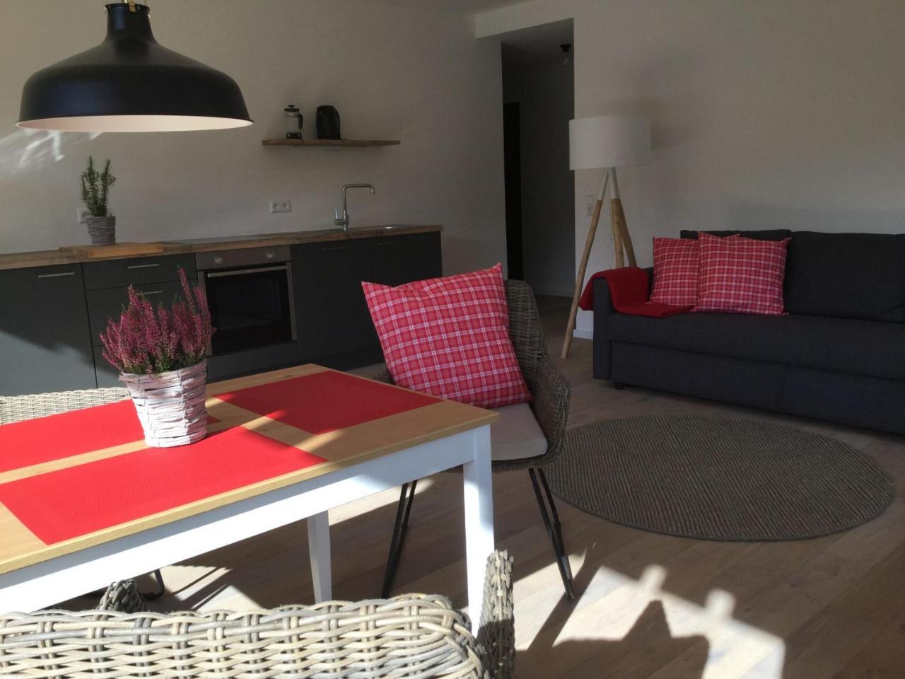 Erikas Haus Lägenhet Münstertal Exteriör bild