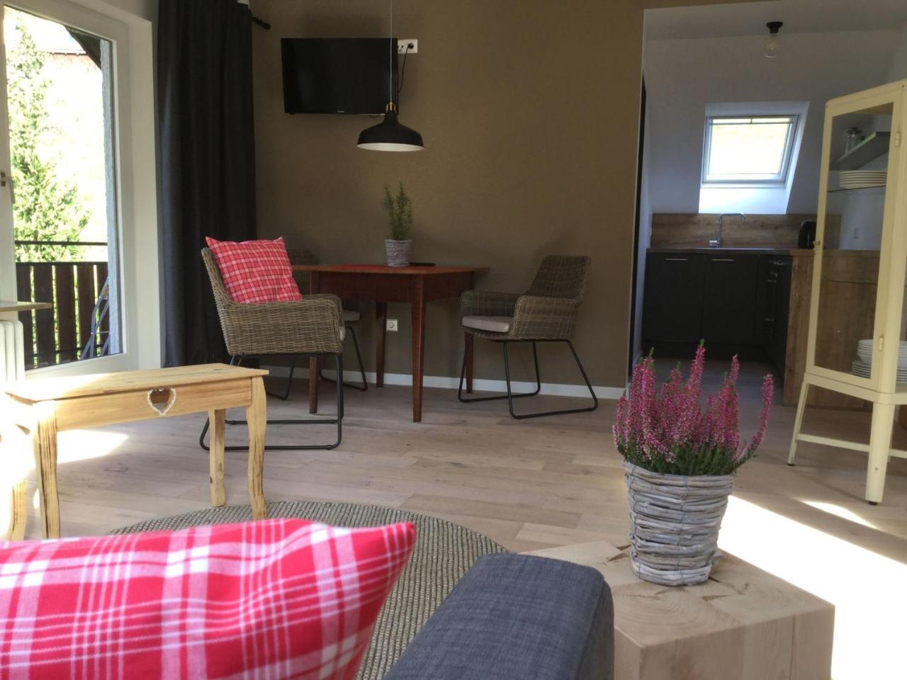 Erikas Haus Lägenhet Münstertal Exteriör bild